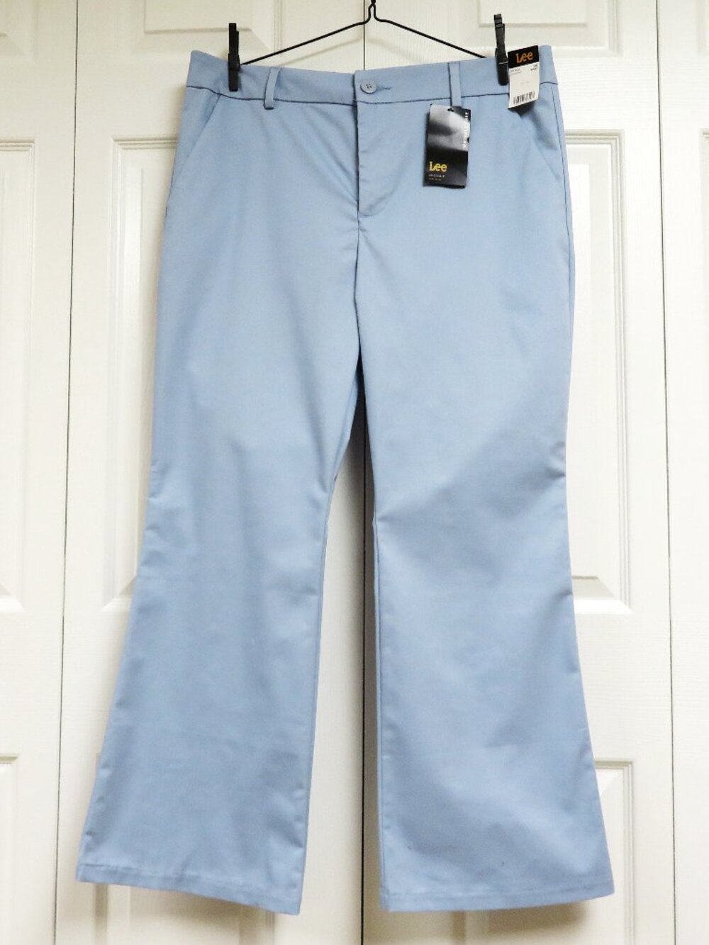 NWT Lee Wrinkle-Free Bootcut Chino 14S Light Blue Solid